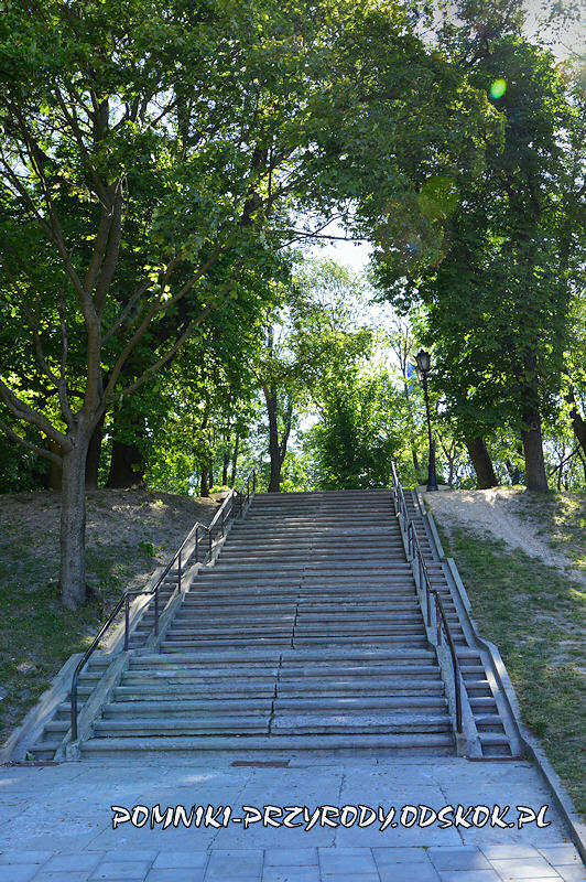 schody na Górę Zamkową w Chełmie