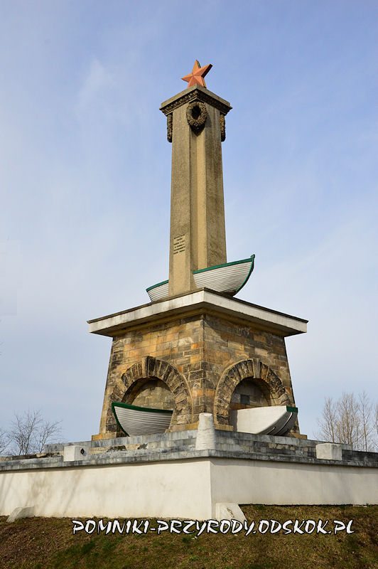 Mikolin - Pomnik Żołnierzy Radzieckich