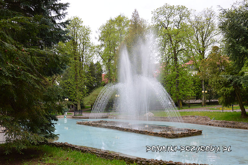 fontanna w Parku Centralnym w Polanicy-Zdroju